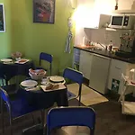 Almi Rooms